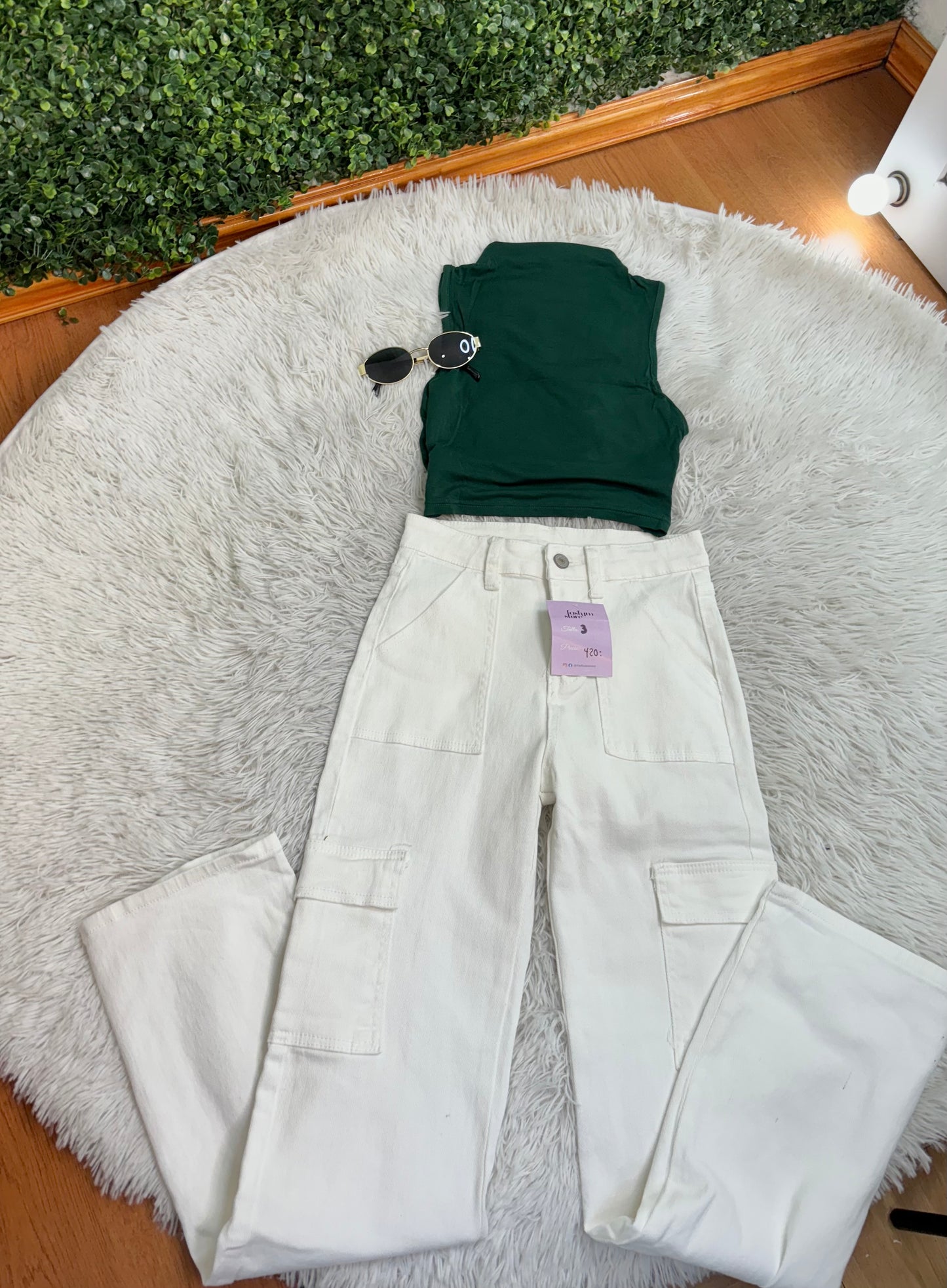 Blusa corta con cuello alto