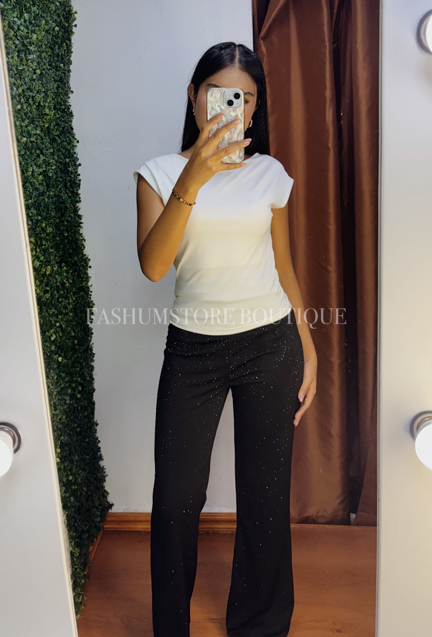 Pantalón brilloso negro