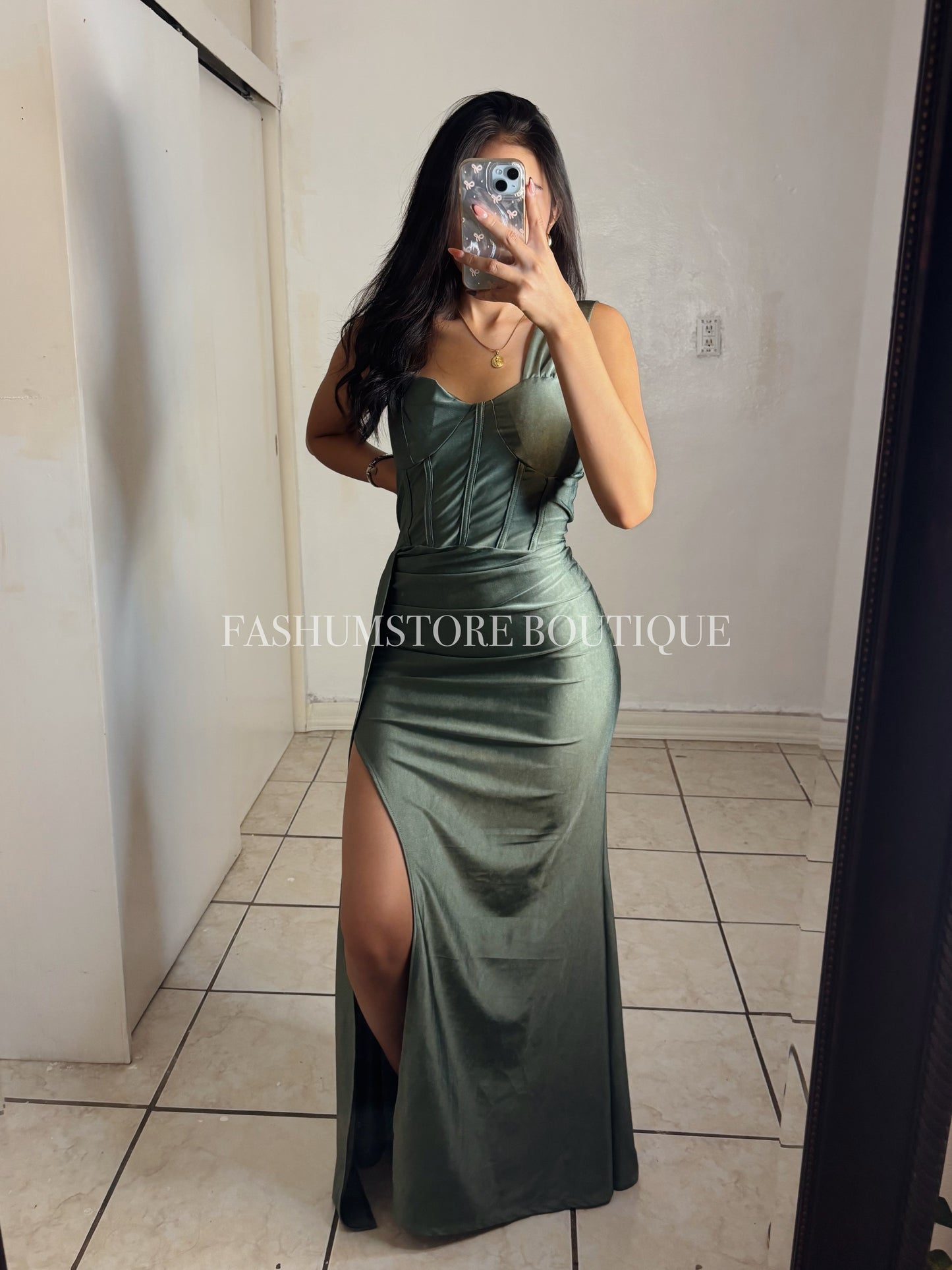vestido largo tira por un lado L/XL