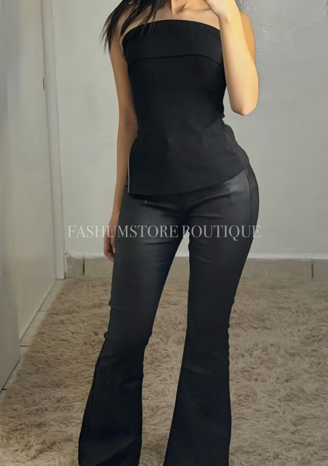 Pantalón flare vinipiel